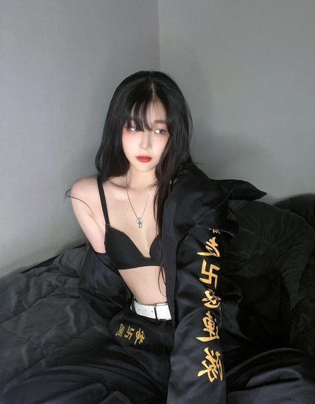 熟女の足オンリーファンズ ホットポルノ ギャラリー