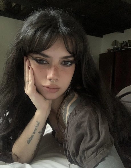 meli777 ヌードモデル 写真