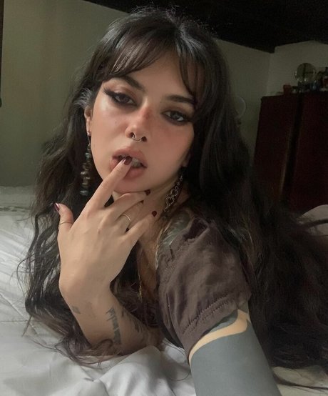 meli777 アダルトモデル 画像