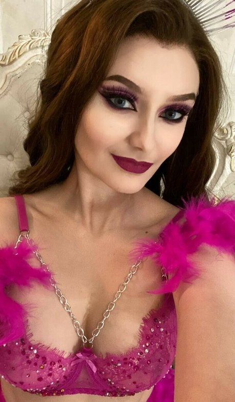 レズビアン熟女オンリーファンズ ポルノ 画像