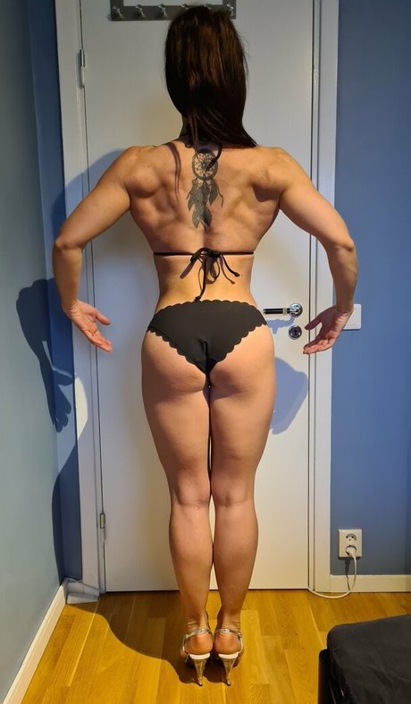 ブルネットのPOV オンリーファンズ パーフェクト 写真