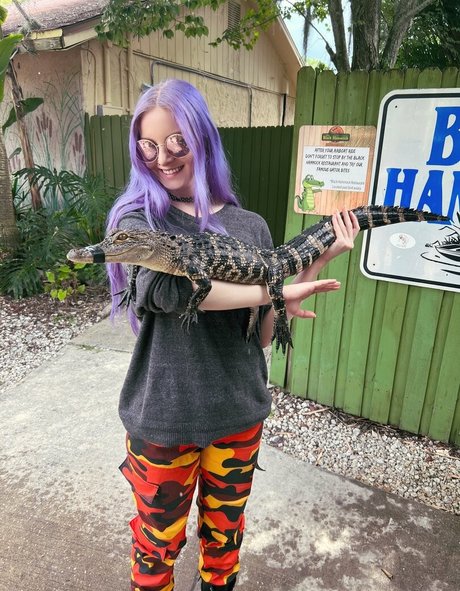 kinkynyrafree エロティックなスター アーカイブ