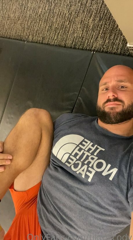 tiktokcody アートスター 写真