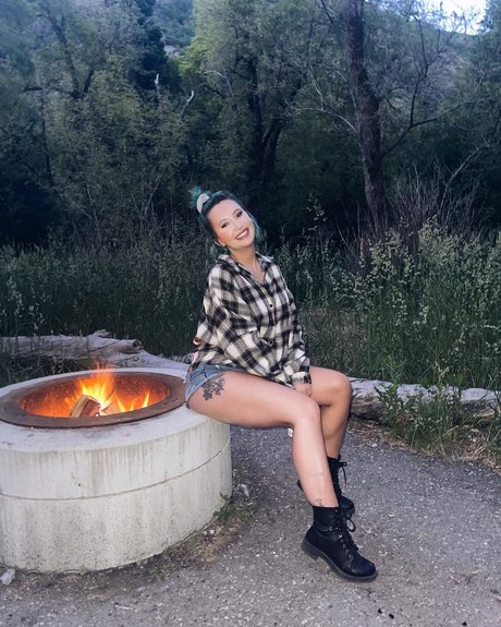 Megan Nicole エロティックなモデル 写真