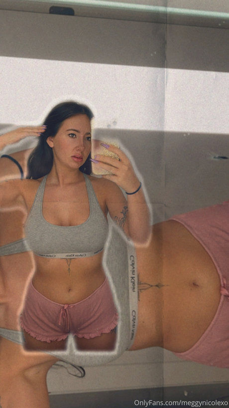 ssbbw オンリーファンズ 可愛い ギャラリー