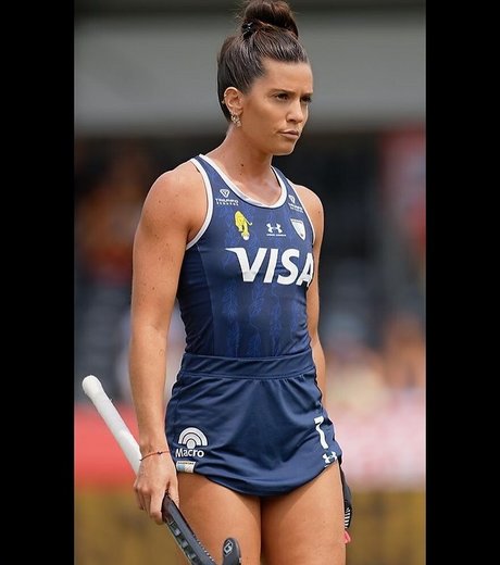 Agustina Albertario 裸の女優 ギャラリー