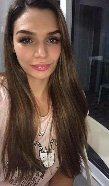 ssbbw オンリーファンズ 美しい 写真