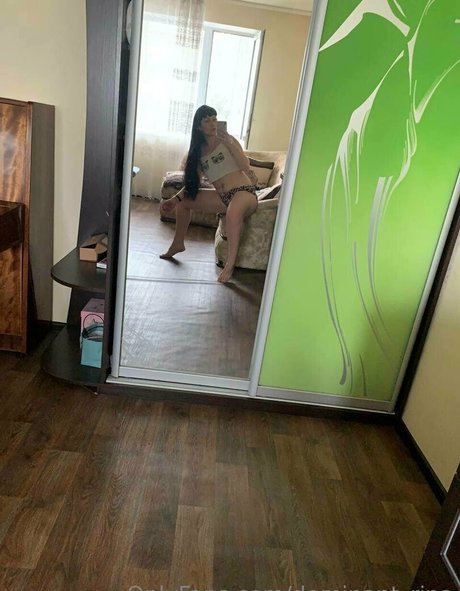 dominant rina ポルノスター ヌード 画像