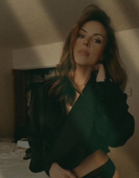 curiositykilledkay 女優 写真