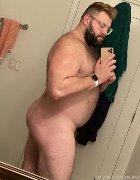 巨大アナルディルドオンリーファンズ 美しい 写真