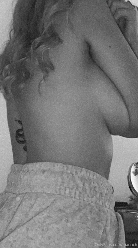 ioanach スター ヌード ギャラリー