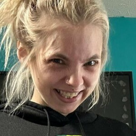 ashleynhill23 スター ヌード 写真