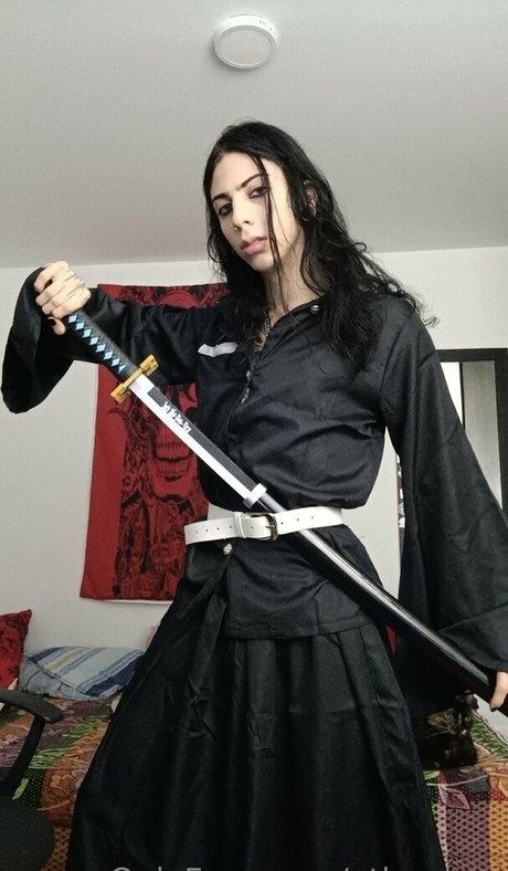 教室オンリーファン セクシー 画像