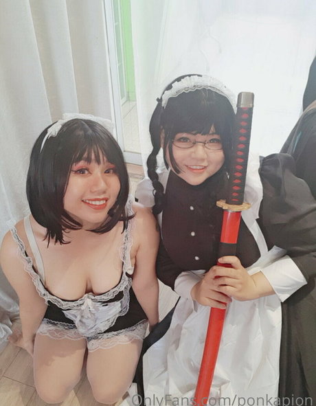 ぽっちゃりブロンドのオンリーファンズ 無料 写真