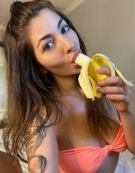 caitlintreats 女優 写真