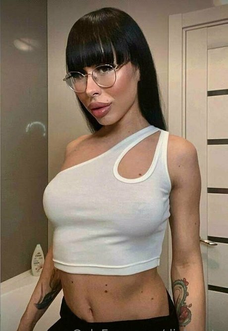 dicksy ts アートポルノスター 画像