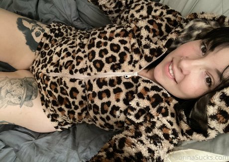 異人種間XXX オンリーファンズ ホット 画像