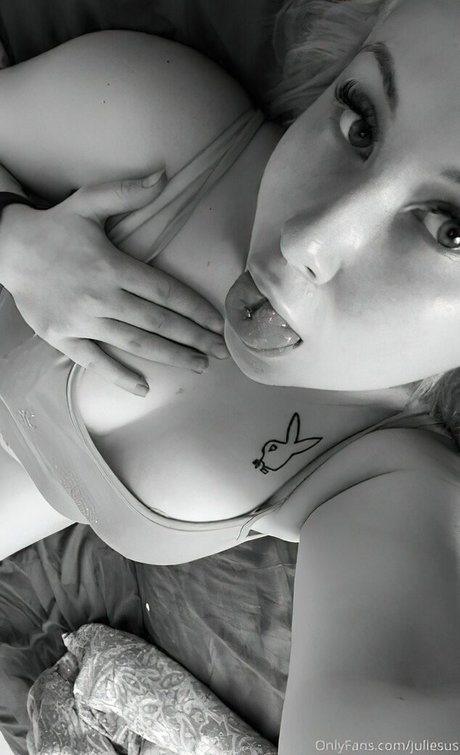 Juliesus ヌードモデル ギャラリー