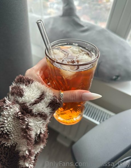 アラブ人妻オンリーファンズ 素敵 ギャラリー