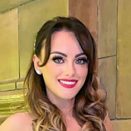 Katie McGlynn 素敵なスター 画像