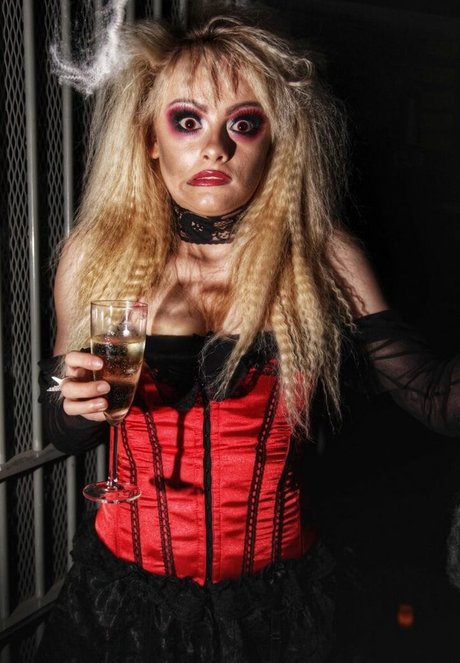 Katie McGlynn ポルノスター アダルト 写真