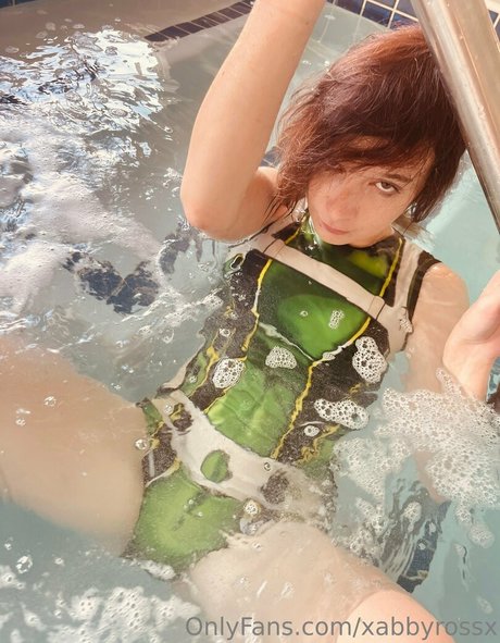 xabbyrossx ホットなポルノスター 写真