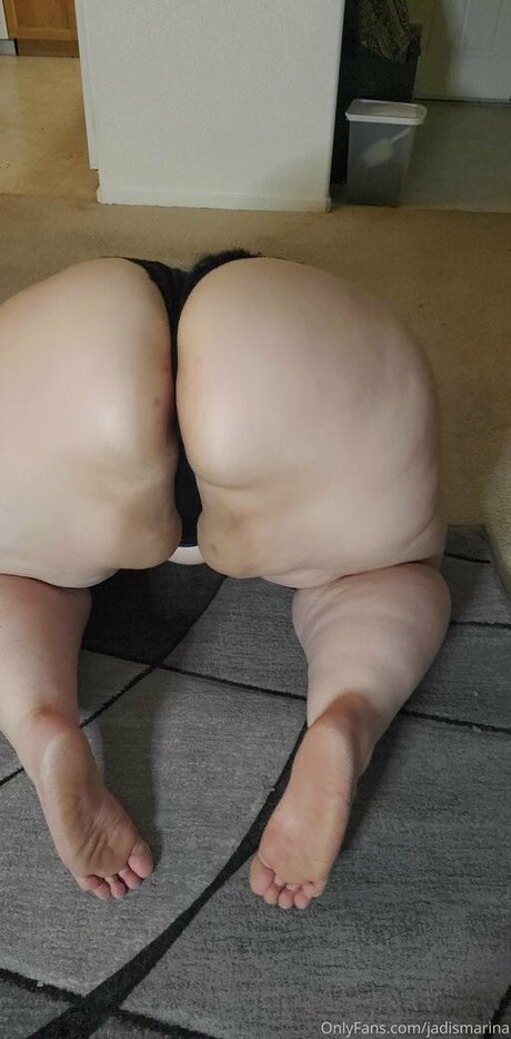 パイズリ オンリーファンズ 無料ポルノ ギャラリー