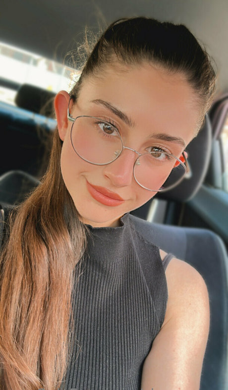 ティーンレズビアンオンリーファンズ 無料xxx ギャラリー