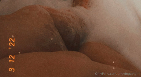 アジア人カップルオンリーファンズ ポルノ 写真