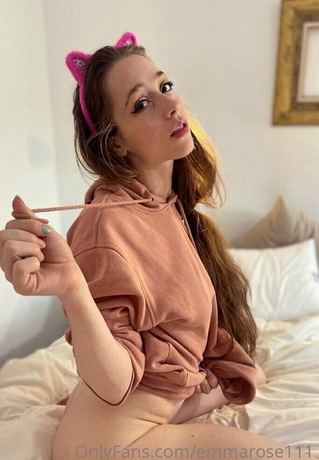 パイズリ オンリーファンズ ヌード ギャラリー