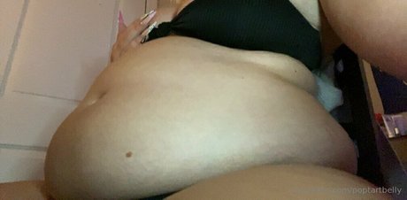 ティックトックスター オンリーファンズ 素敵 画像