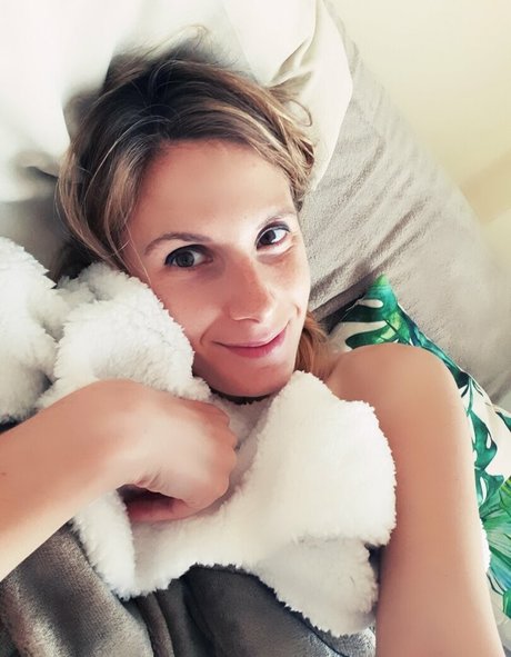 ボンデージ痴女オンリーファンズ 美しい 写真