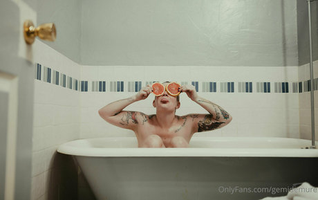 獣医オンリーファンズ ホットセクシー 写真