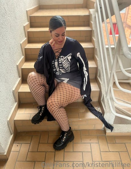 乳首 オンリーファンズ ポルノ 写真