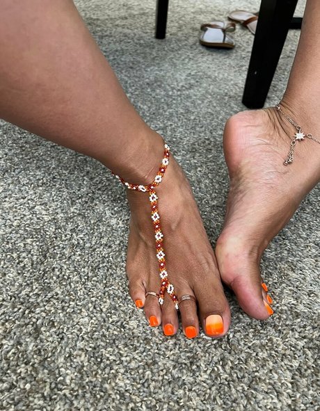 latinagoldensoles ヌードのポルノスター ギャラリー