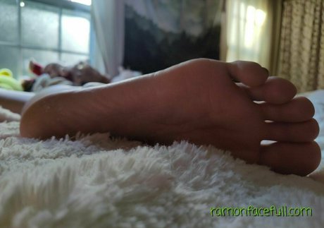 クロスフィットオンリーファンズ アート裸 写真