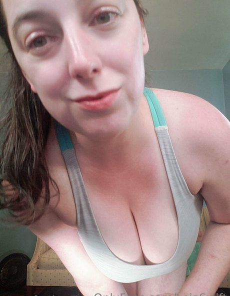 leiaswift アダルト女優 写真