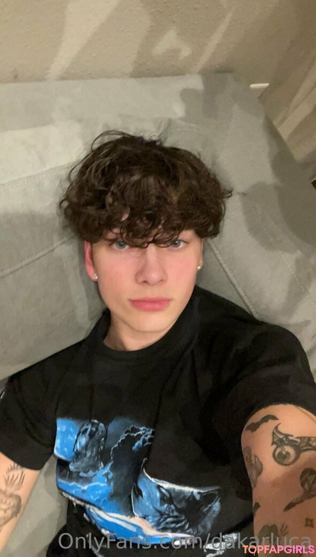 筋肉トランスオンリーファンズ セクシー裸 アーカイブ