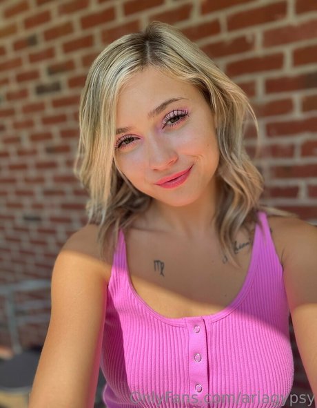 ぽっちゃりラテン系オンリーファンズ トップ 画像