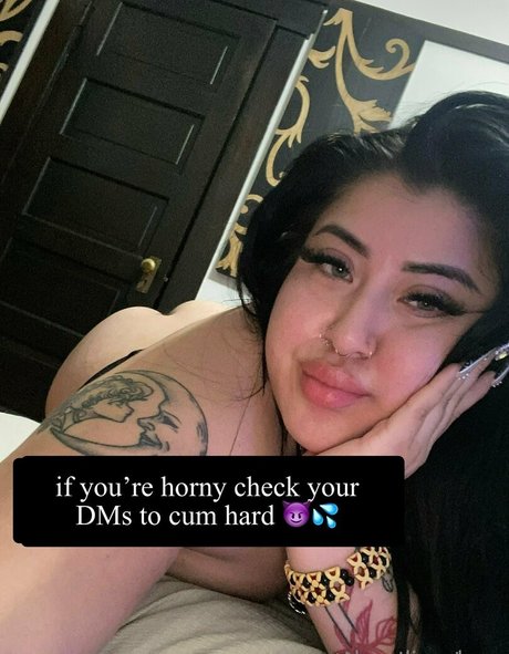 Theediosaluna エロティックなスター ギャラリー