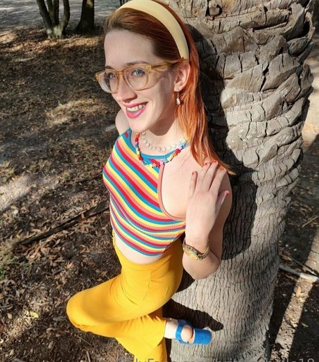 フィットネス 裸 オンリーファンズ アートヌード 写真