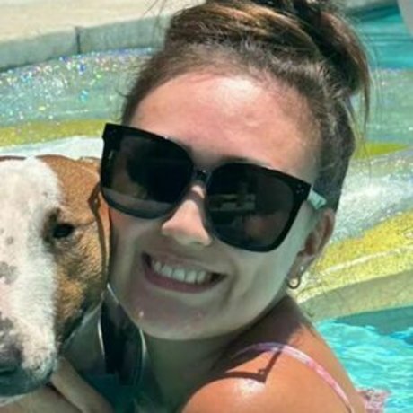 LaurDIY アダルト女優 写真