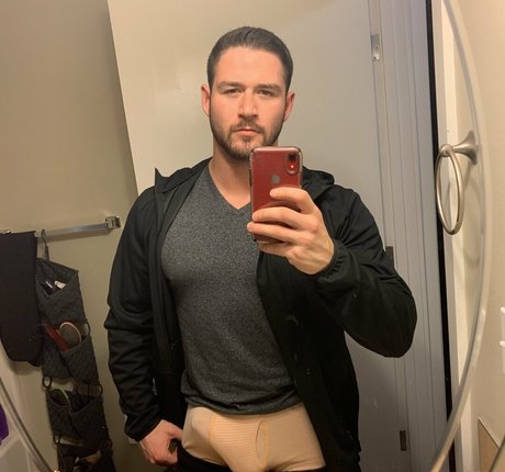 domluvsfree アダルトモデル 写真