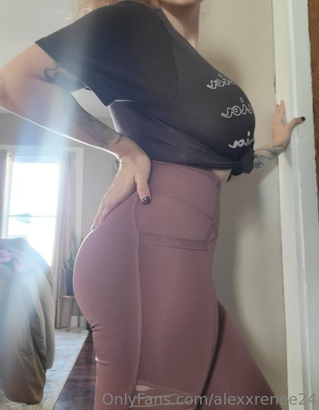 alexxrenee24 xxxスター 写真