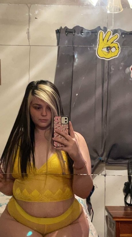 fakenips ホットなモデル 画像