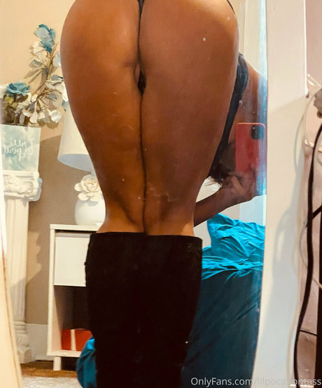 lilpocahontass XXXモデル 写真