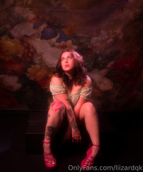 黒人3P オンリーファンズ ポルノ 画像