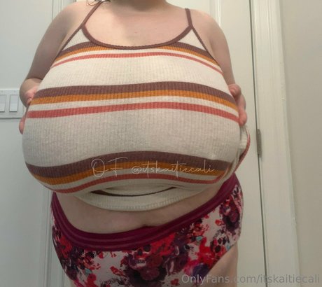 アジア系ブルネットオンリーファンズ 無料ヌード 画像