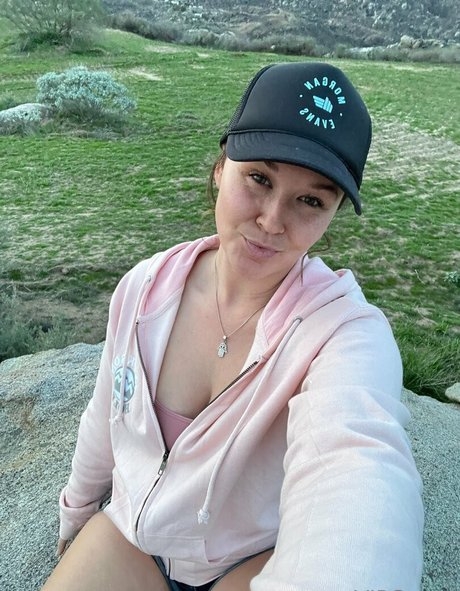 courtneylynnfree 無料女優 画像