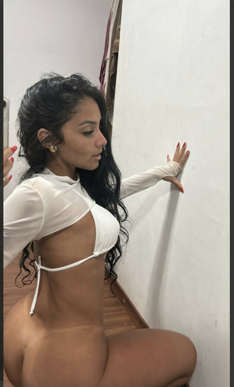 POV 熟女 オンリーファンズ 無料 写真